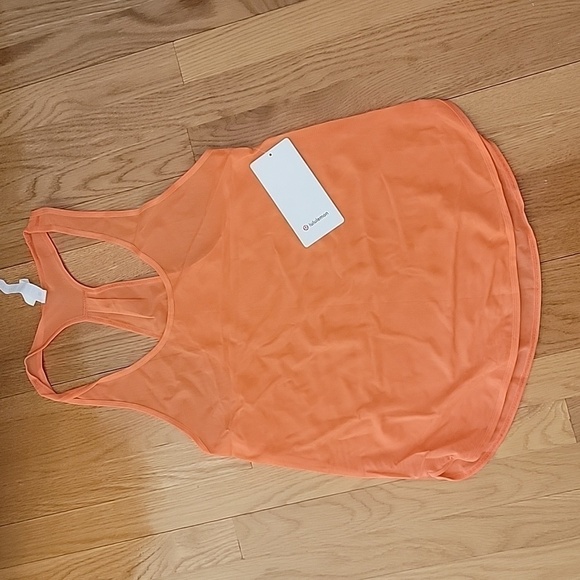 * NWT Lululemon 105 Singlet Mesh Tank Top Women's Size 6 Color Citrus Orange